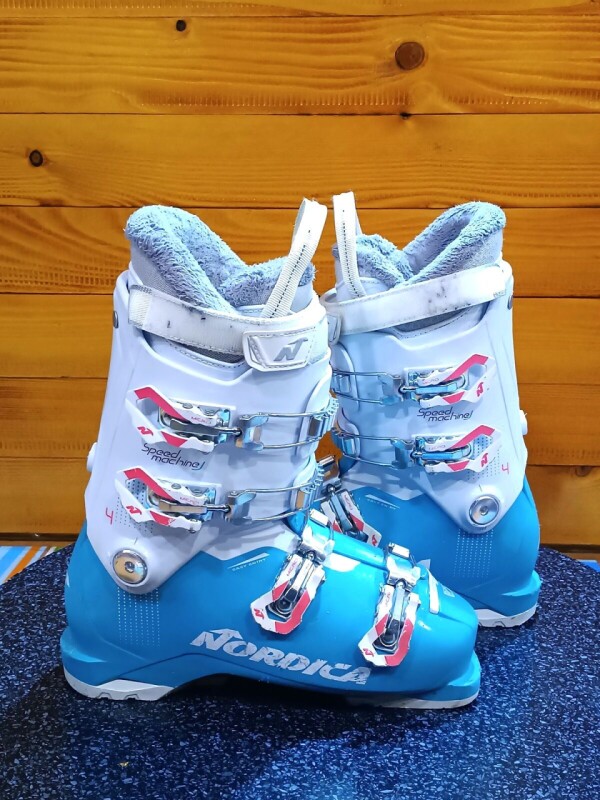 LYŽIARKY NORDICA SPEED MACHINE J4 BLUE 25MP